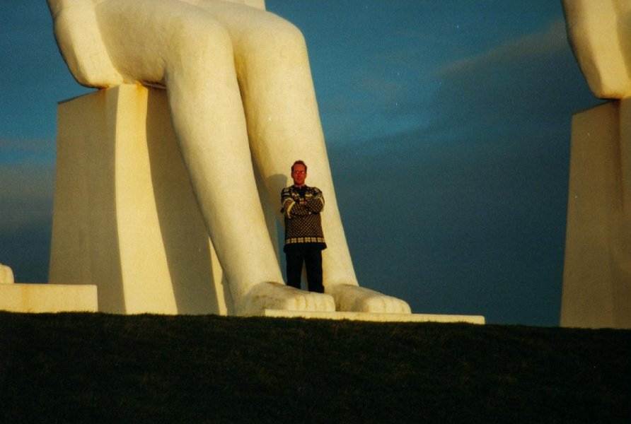 2001.11 DK 01.31 esbjerg mensen aan zee 6